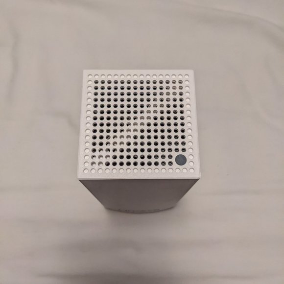 Linksys Velop AC1300 802.11ac Whole Home Mesh Wi-Fi System MU-MIMO 1 Pack White - Picture 4 of 13